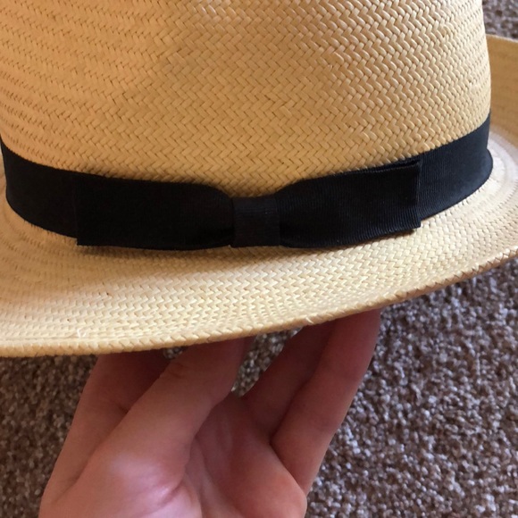 BCBG Max Azria Wide Brimmed Hat - Picture 3 of 4